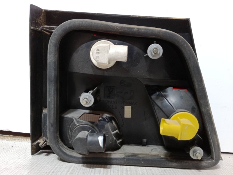 Recambio de piloto trasero porton derecho para peugeot 806 (221) 2.1 td 12v referencia OEM IAM   