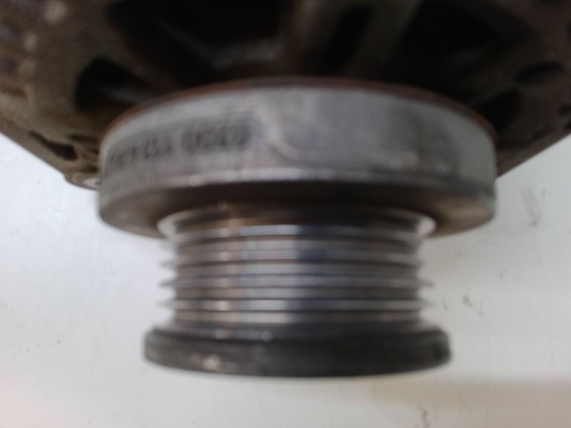 Recambio de alternador para skoda fabia ii (542) 1.4 tsi rs referencia OEM IAM 8200100907  