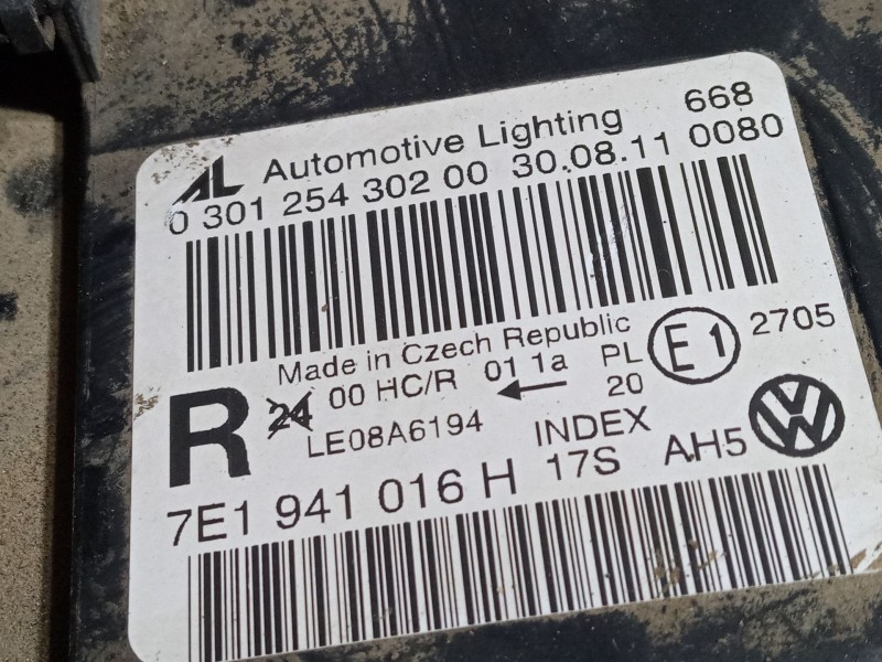 Recambio de faro derecho para volkswagen transporter t5 furgoneta (7ha, 7hh, 7ea, 7eh) 2.0 tdi referencia OEM IAM 7E1941016H17SA