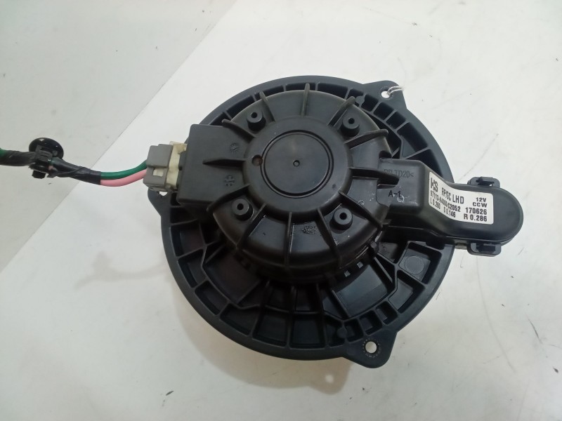 Recambio de motor calefaccion para kia carens iv 1.7 crdi referencia OEM IAM 97113-A4000  
