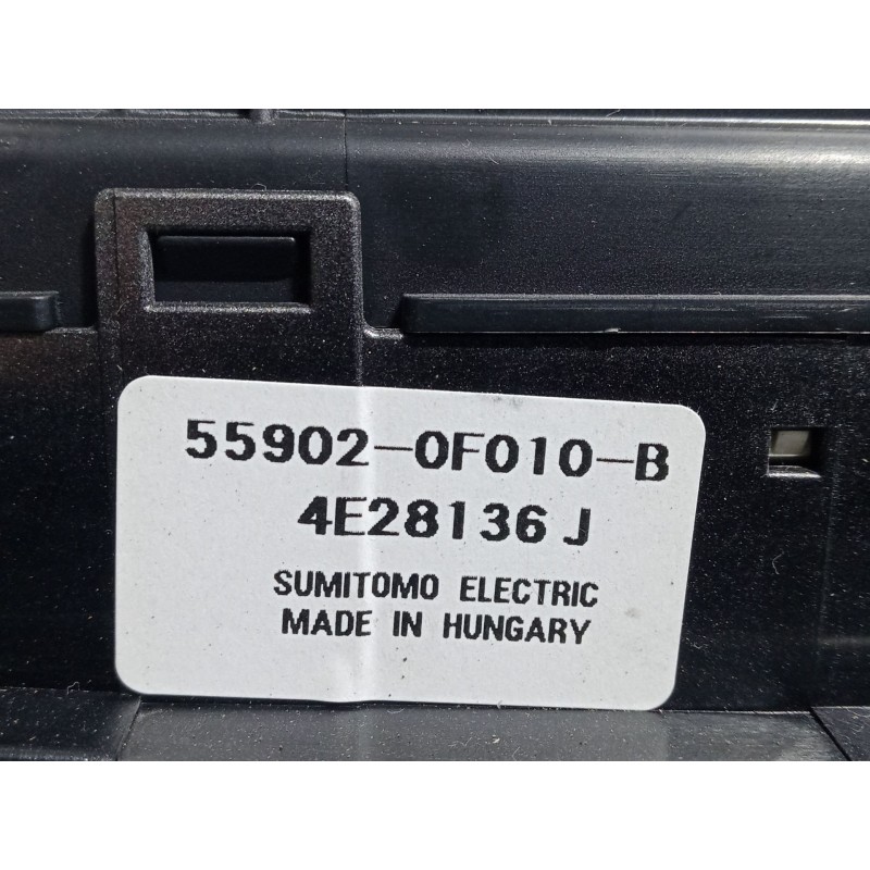 Recambio de mando climatizador para toyota corolla verso (zer_, zze12_, r1_) 2.0 d-4d (cur10_) referencia OEM IAM 55902-0F010-B.