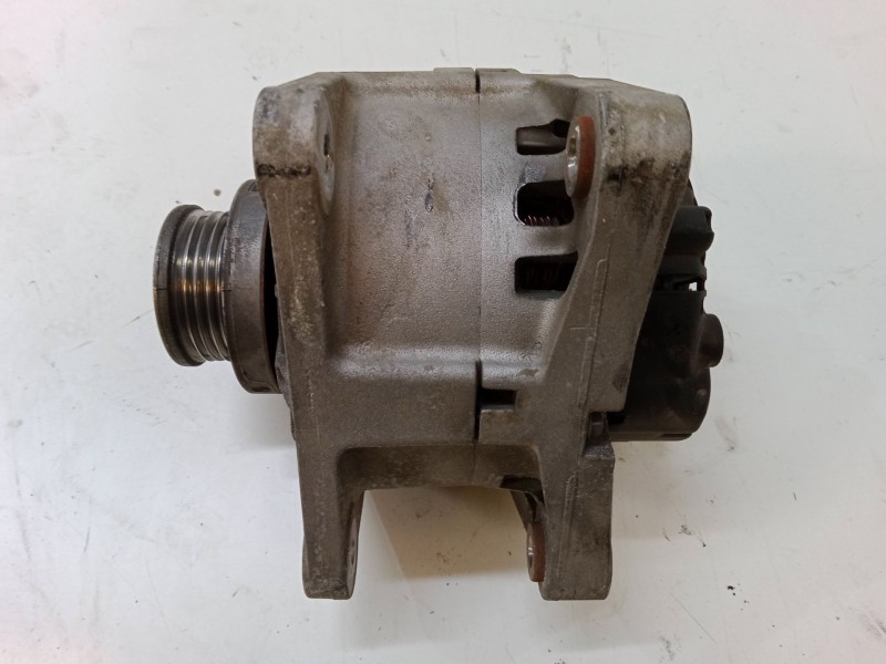 Recambio de alternador para skoda fabia ii (542) 1.4 tsi rs referencia OEM IAM 8200100907  