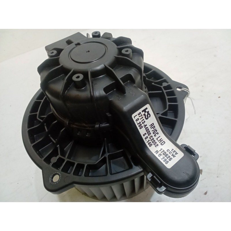 Recambio de motor calefaccion para kia carens iv 1.7 crdi referencia OEM IAM 97113-A4000  