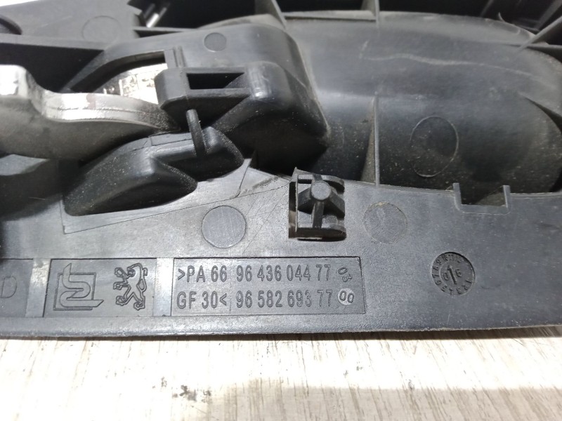 Recambio de maneta interior puerta trasera derecha para peugeot 307 sw (3h) 1.6 hdi 110 referencia OEM IAM 9643604477  