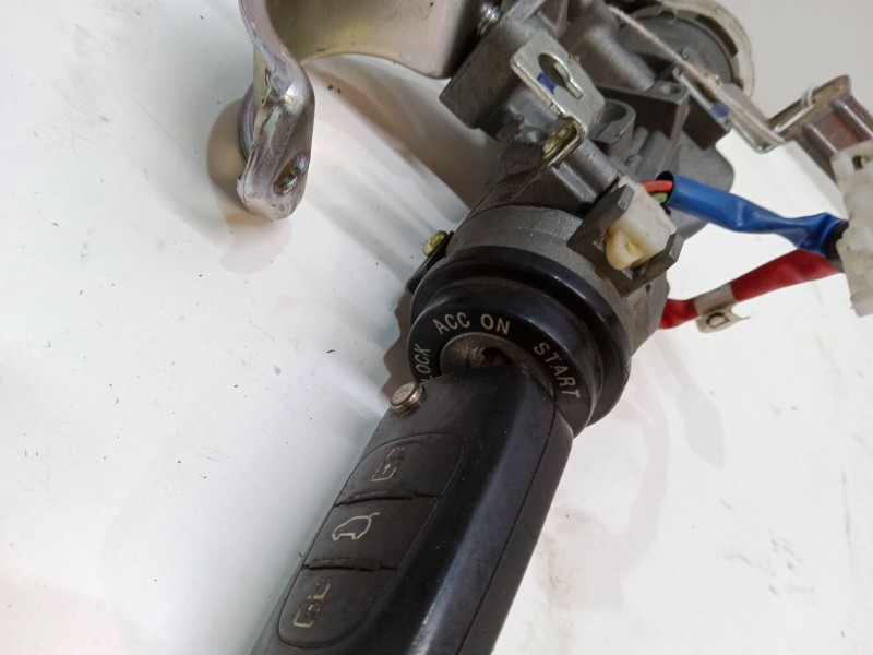 Recambio de clausor para hyundai i30 (fd) 1.6 crdi referencia OEM IAM   