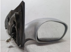 Recambio de retrovisor electrico derecho para kia carnival i (up) 2.9 tdi referencia OEM IAM    2