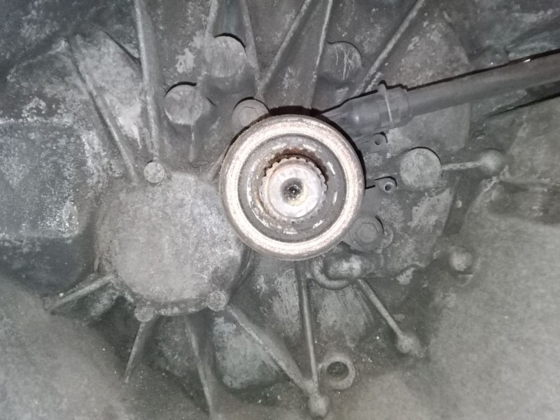 Recambio de caja de cambios manual 6 velocidades para renault megane ii (bm0/1_, cm0/1_) 1.5 dci (bm1e, cm1e) referencia OEM IAM