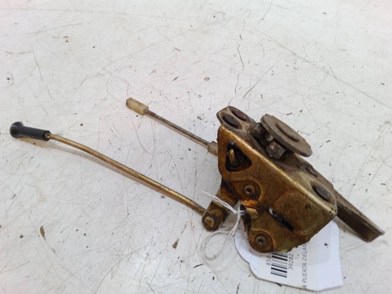 Recambio de cerradura puerta delantera izquierda para seat 600 (110b) 0.8 referencia OEM IAM   