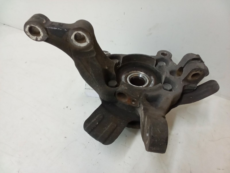 Recambio de mangueta delantera izquierda para kia carens iv 1.7 crdi referencia OEM IAM   