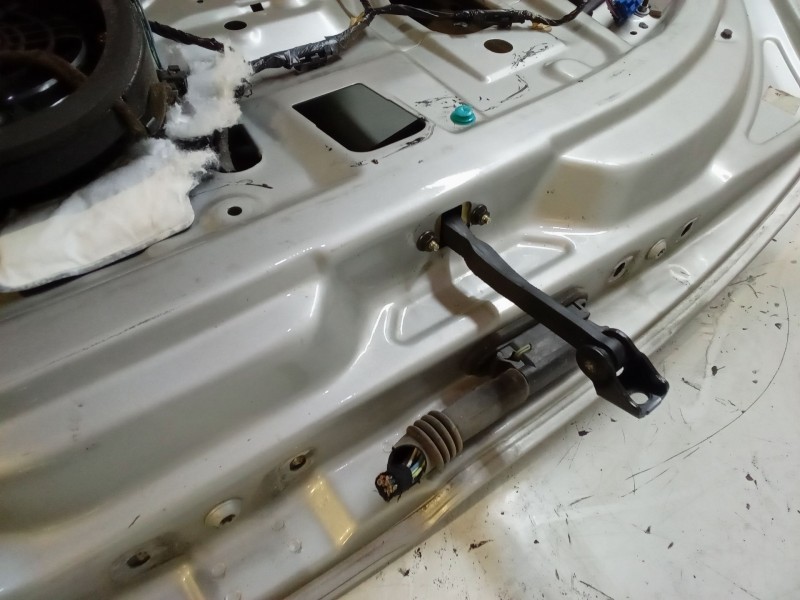 Recambio de puerta delantera izquierda para mercedes-benz clase m (w163) ml 430 (163.172) referencia OEM IAM   