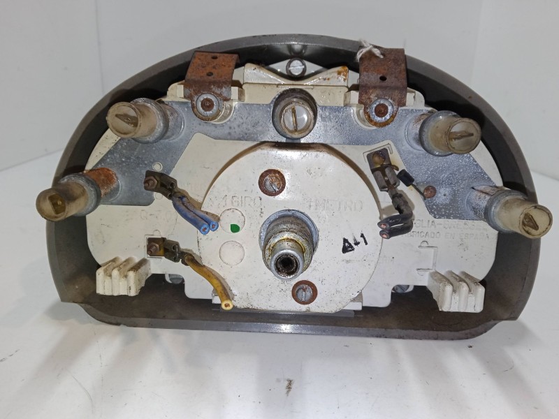 Recambio de cuadro instrumentos para seat 600 (110b) 0.8 referencia OEM IAM   