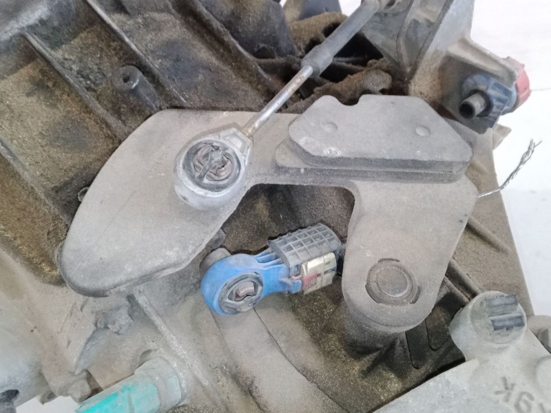 Recambio de caja de cambios manual 6 velocidades para renault megane ii (bm0/1_, cm0/1_) 1.5 dci (bm1e, cm1e) referencia OEM IAM