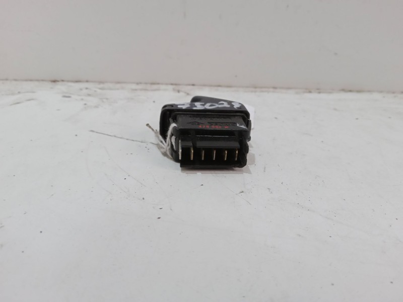 Recambio de mando elevalunas delantero izquierdo para renault clio ii (bb_, cb_) 1.2 (bb0a, bb0f, bb10, bb1k, bb28, bb2d, bb2h,  Recambio de mando elevalunas delantero izquierdo para renault clio ii (bb_, cb_) 1.2 (bb0a, bb0f, bb10, bb1k, bb28, bb2d, bb2h,