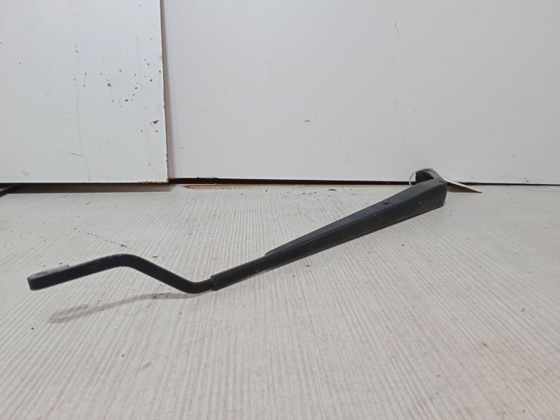 Recambio de brazo limpia delantero izquierdo para toyota corolla verso (zer_, zze12_, r1_) 1.8 (znr11_) referencia OEM IAM   