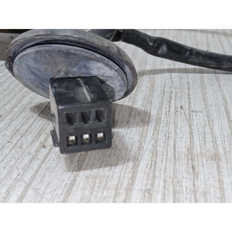 Recambio de retrovisor electrico izquierdo para hyundai lantra ii station wagon (j-2) 1.9 d referencia OEM IAM   