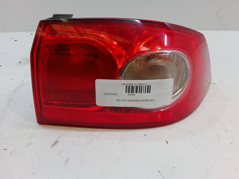 Recambio de piloto trasero derecho para renault laguna ii (bg0/1_) 1.9 dci (bg08, bg0g) referencia OEM IAM   