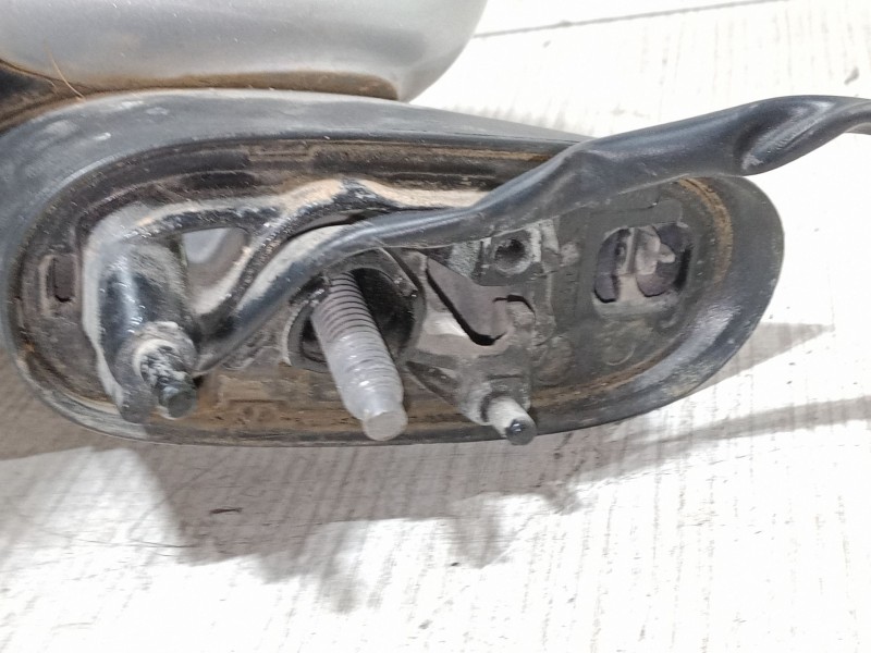 Recambio de retrovisor electrico izquierdo para hyundai lantra ii station wagon (j-2) 1.9 d referencia OEM IAM   