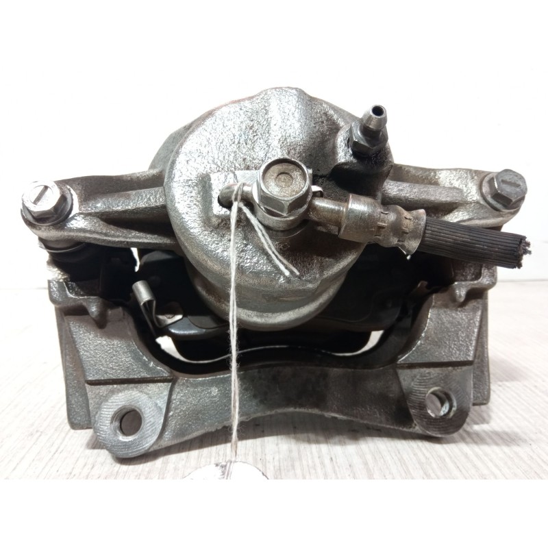 Recambio de pinza freno delantera derecha para toyota corolla verso (zer_, zze12_, r1_) 1.8 (znr11_) referencia OEM IAM Y01334G 