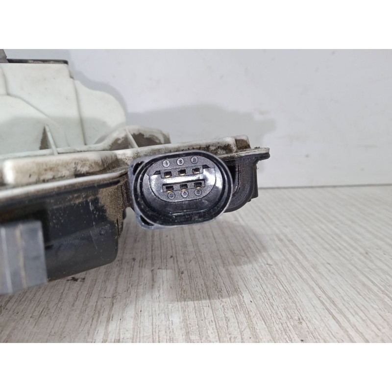 Recambio de cerradura puerta trasera derecha para seat ibiza iv st (6j8, 6p8) 1.6 tdi referencia OEM IAM 6J0839016F  