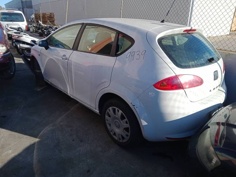 SEAT LEON (1P1)
