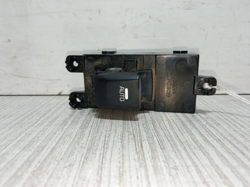 MANDO ELEVALUNAS DELANTERO DERECHO 93580A2000 
