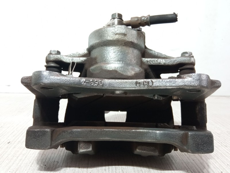Recambio de pinza freno delantera derecha para toyota corolla verso (zer_, zze12_, r1_) 1.8 (znr11_) referencia OEM IAM Y01334G 