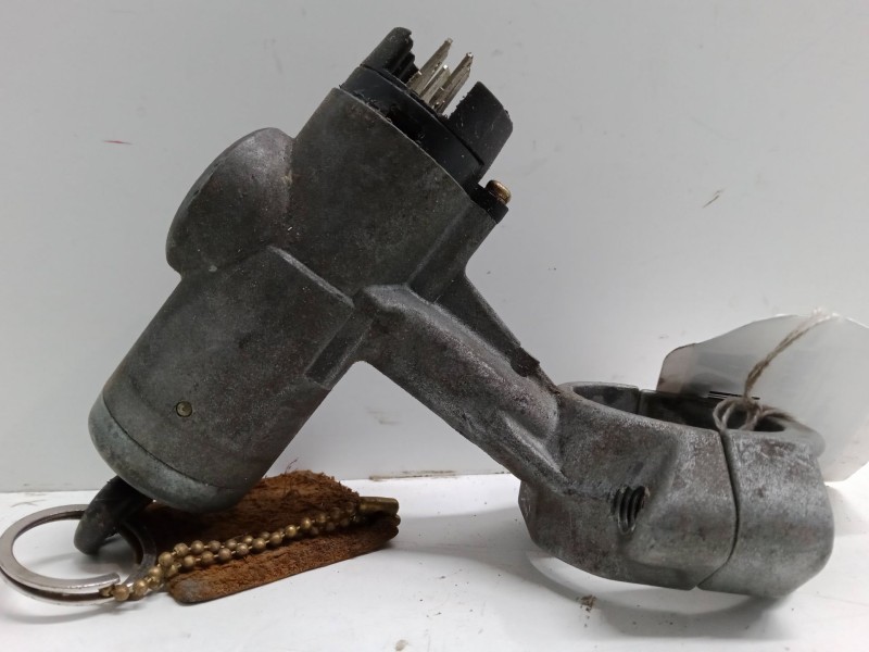 Recambio de clausor para nissan serena van (c23) 2.0 referencia OEM IAM   