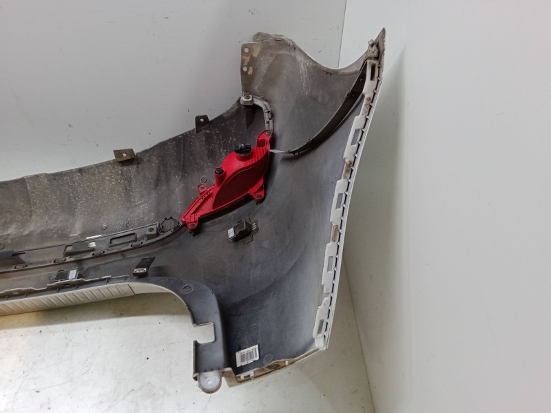 Recambio de paragolpes trasero para kia carens iv 1.7 crdi referencia OEM IAM   