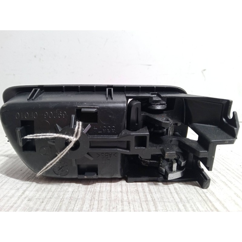 Recambio de maneta interior puerta trasera izquierda para toyota corolla verso (zer_, zze12_, r1_) 2.0 d-4d (cur10_) referencia 
