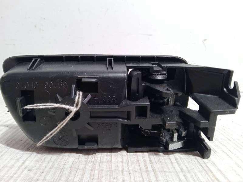 Recambio de maneta interior puerta trasera izquierda para toyota corolla verso (zer_, zze12_, r1_) 2.0 d-4d (cur10_) referencia 