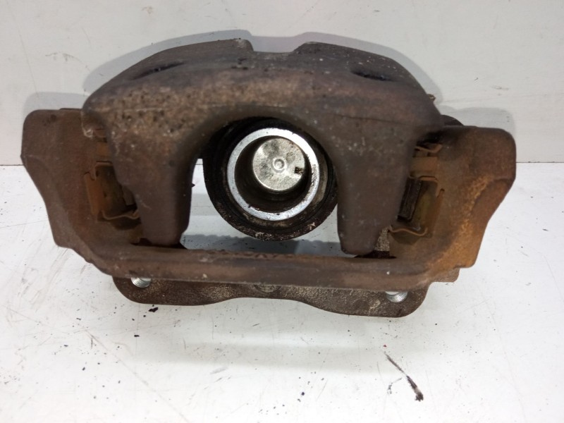 Recambio de pinza freno trasera derecha para toyota corolla verso (zer_, zze12_, r1_) 1.8 (znr11_) referencia OEM IAM Y01340  