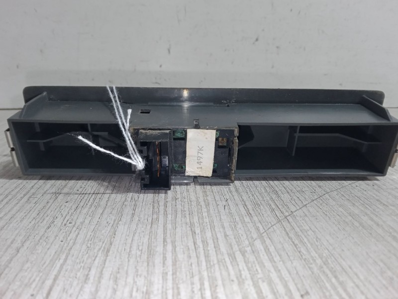 Recambio de mando elevalunas delantero derecho para suzuki vitara cabrio (et, ta) 2.0 16v (ta51, sv420) referencia OEM IAM   