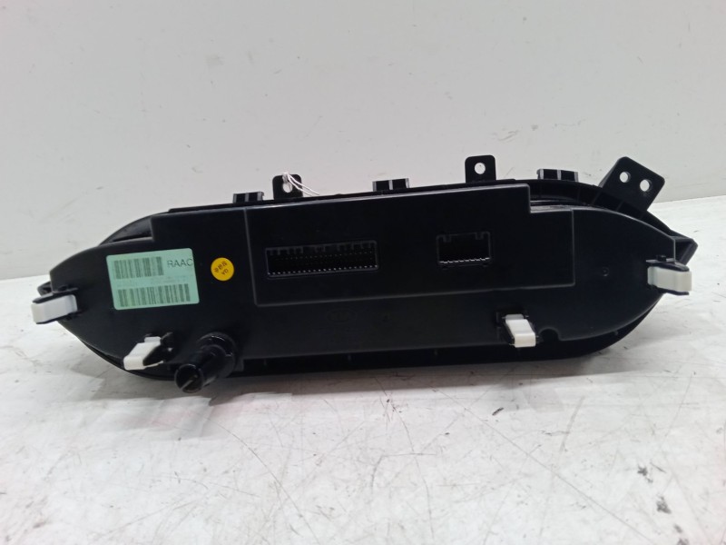 Recambio de mando climatizador para kia carens iv 1.7 crdi referencia OEM IAM 97250A4XXX  
