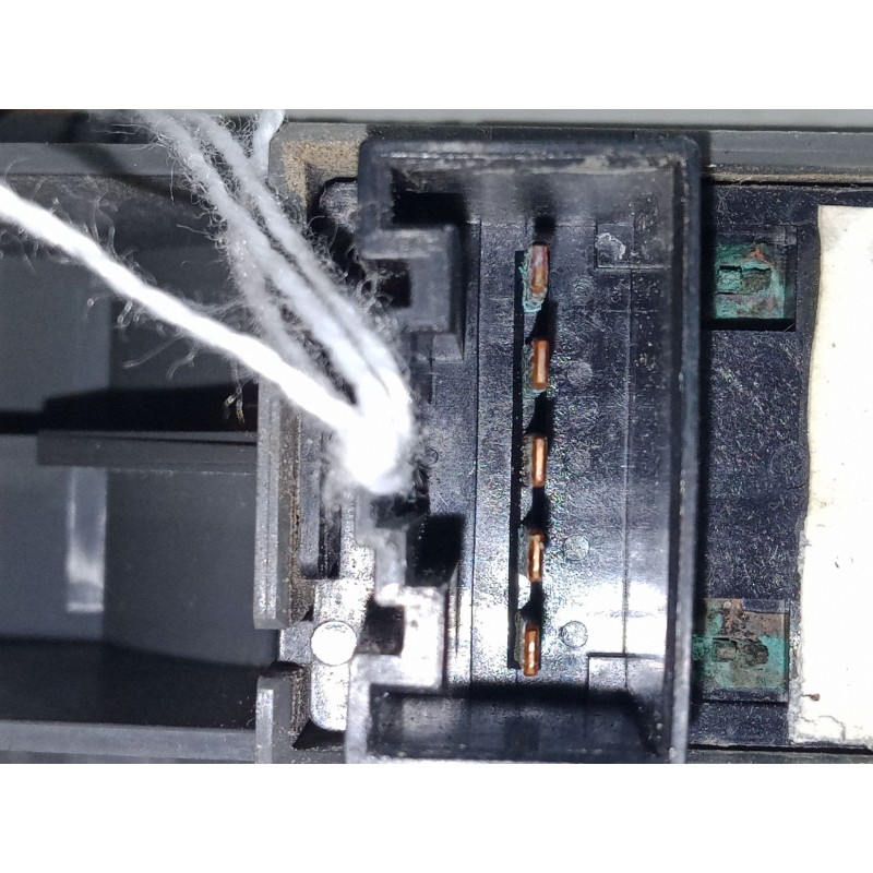 Recambio de mando elevalunas delantero derecho para suzuki vitara cabrio (et, ta) 2.0 16v (ta51, sv420) referencia OEM IAM   