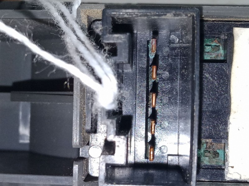 Recambio de mando elevalunas delantero derecho para suzuki vitara cabrio (et, ta) 2.0 16v (ta51, sv420) referencia OEM IAM   