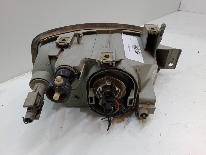 Recambio de faro izquierdo para renault clio i (b/c57_, 5/357_) 1.9 d (b/c/s576, b/c/s57l) referencia OEM IAM   