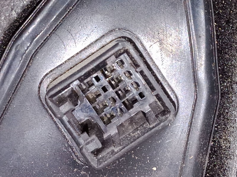 Recambio de retrovisor electrico derecho para kia carnival ii (gq) 2.5 v6 referencia OEM IAM   