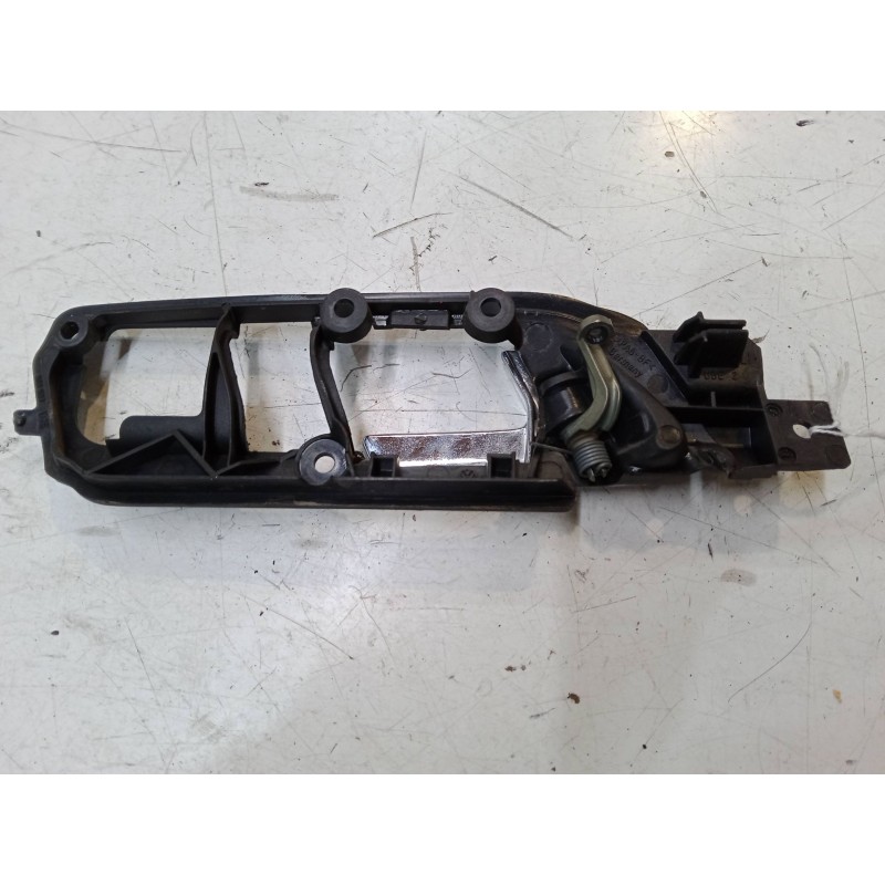 Recambio de maneta interior puerta delantera izquierda para volkswagen polo iv sedán (9n2) 1.9 tdi referencia OEM IAM   