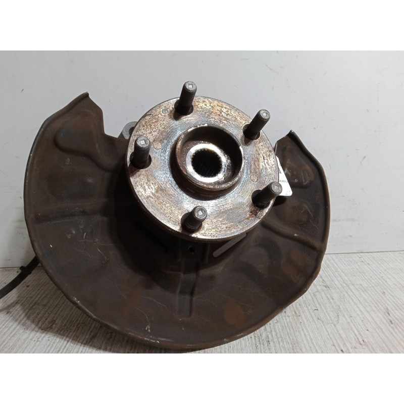 Recambio de mangueta delantera derecha para toyota corolla verso (zer_, zze12_, r1_) 1.8 (znr11_) referencia OEM IAM Consensorab