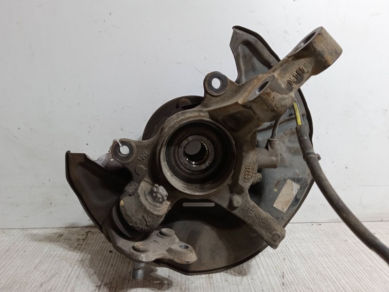 Recambio de mangueta delantera derecha para toyota corolla verso (zer_, zze12_, r1_) 1.8 (znr11_) referencia OEM IAM Consensorab