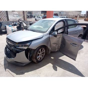 OPEL CORSA F (P2JO) de desguace
