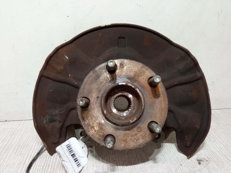 Recambio de mangueta delantera izquierda para toyota corolla verso (zer_, zze12_, r1_) 1.8 (znr11_) referencia OEM IAM   