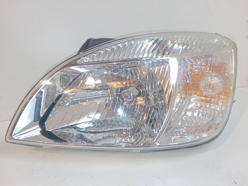 Recambio de faro izquierdo para kia rio ii sedán (jb) 1.4 16v referencia OEM IAM   