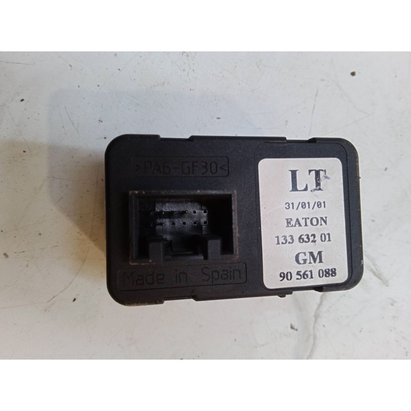 Recambio de mando elevalunas delantero izquierdo para opel zafira a monospace (t98) 2.0 dti 16v (f75) referencia OEM IAM   