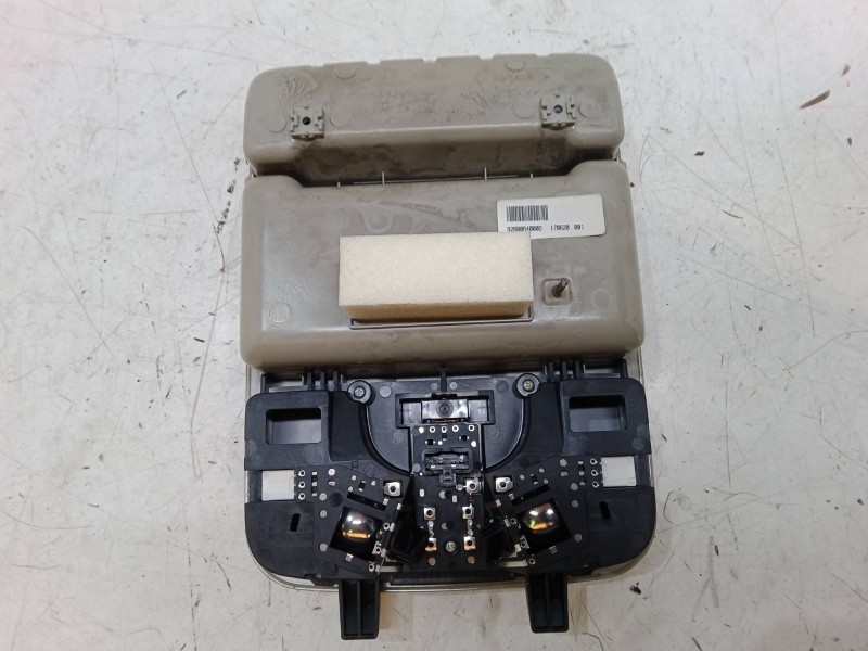 Recambio de luz interior delantera para kia carens iv 1.7 crdi referencia OEM IAM   