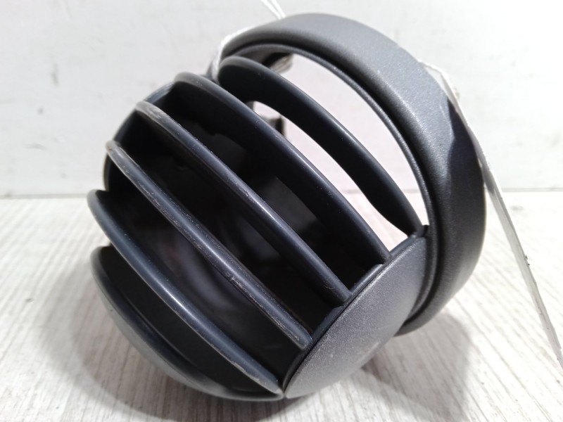 Recambio de aireador derecho para smart fortwo coupé (450) 0.7 (450.352, 450.332) referencia OEM IAM   