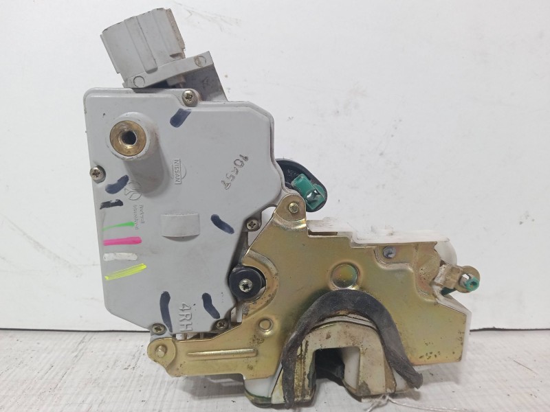 Recambio de cerradura puerta delantera derecha para nissan primera hatchback (p11) 1.6 16v referencia OEM IAM   