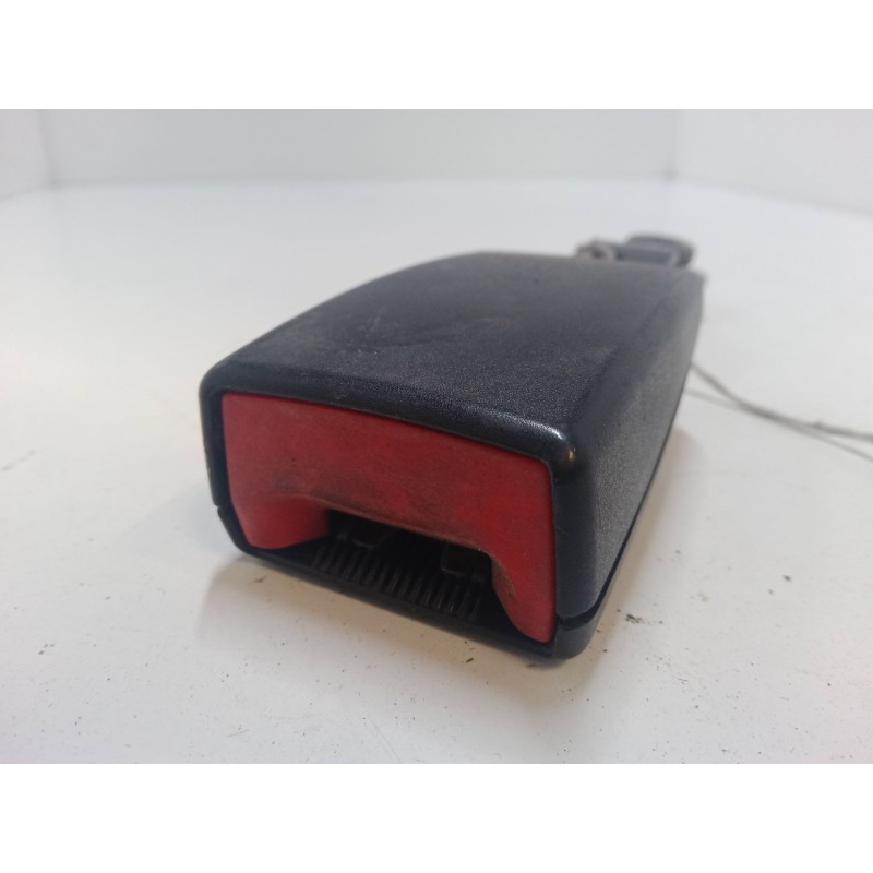 Recambio de anclaje cinturon delantero derecho para citroën nemo furgoneta/monovolumen (aa_) 1.3 hdi 75 referencia OEM IAM 21370