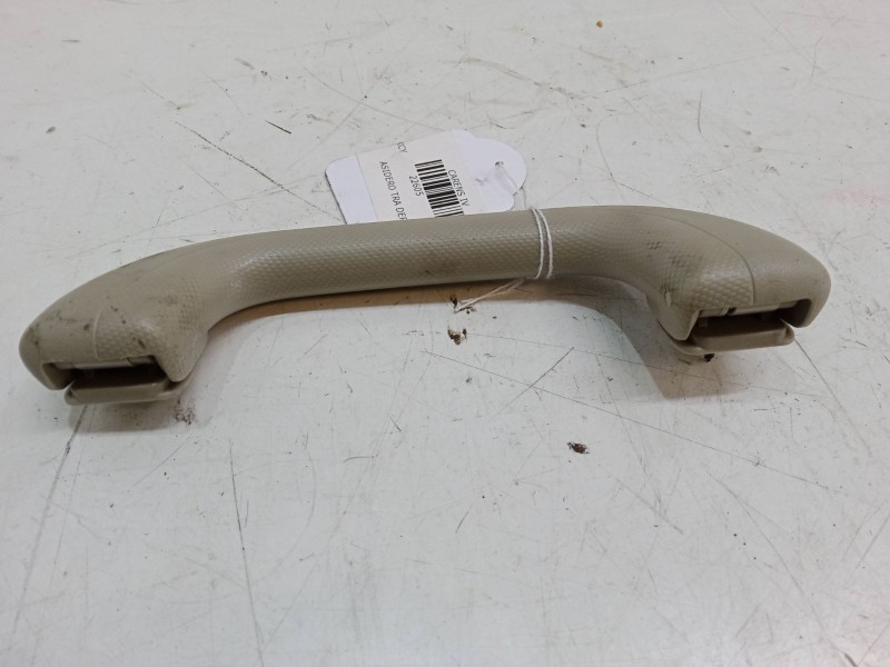 Recambio de asidero tra derecho para kia carens iv 1.7 crdi referencia OEM IAM   