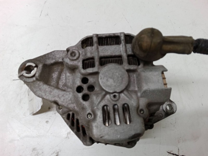 Recambio de alternador para smart forfour (454) 1.3 (454.031) referencia OEM IAM 1800A070  A5TG0091AE